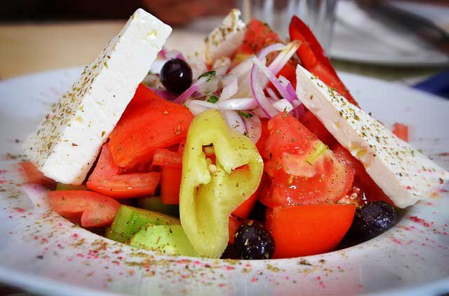 Греческий салат с перцем