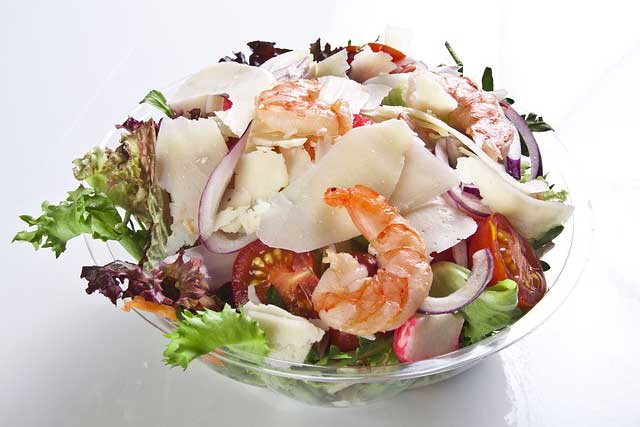 Салат-ассорти из морепродуктов